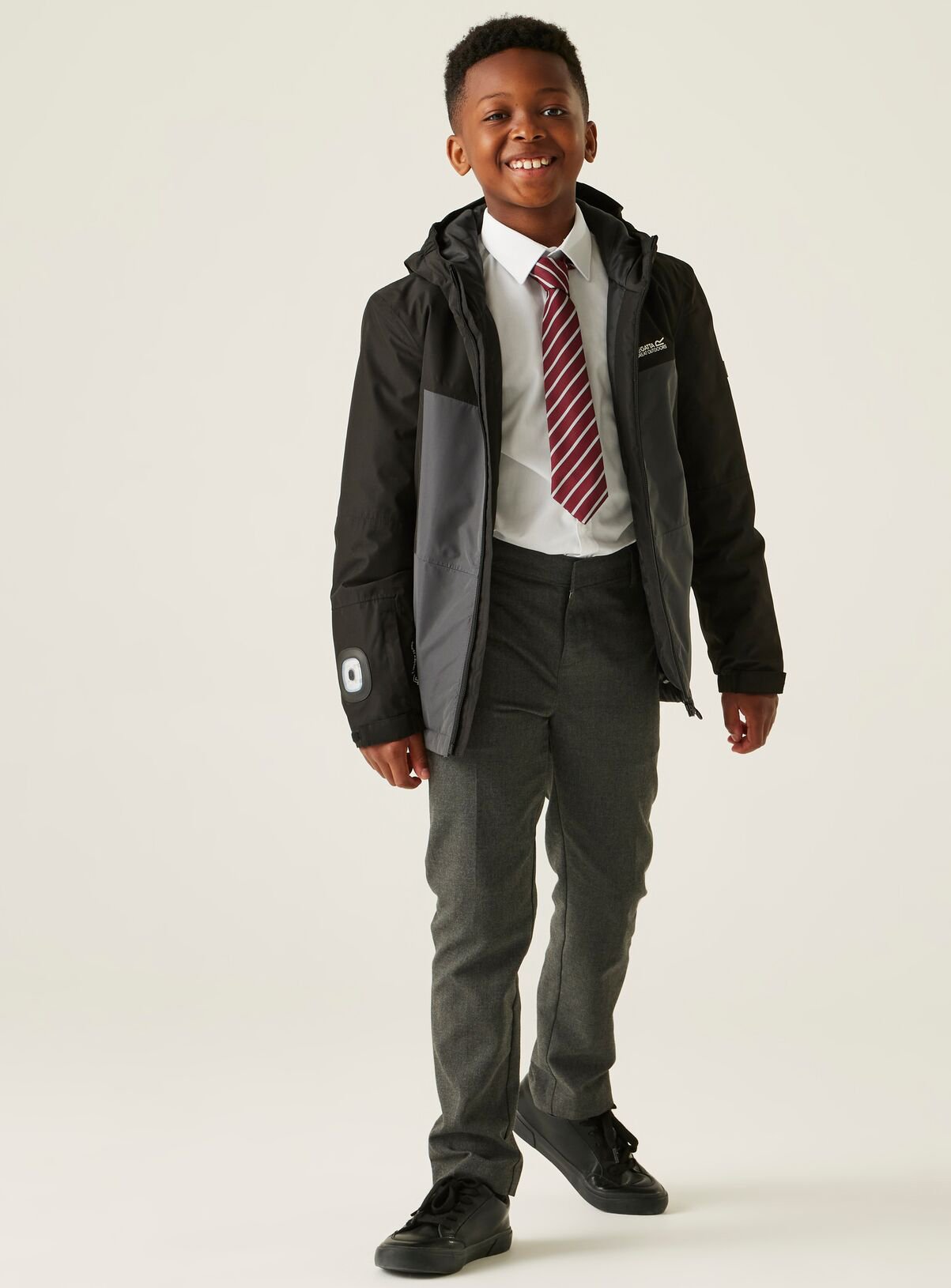REGATTA Beamz Unisex Waterproof Jacket With Sleeve Torch Black 14 years - Image 2 thumbnail